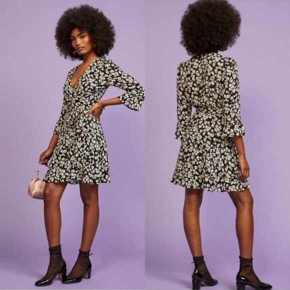 NWT Reformation Zoe Wrap Dress in Elaine Size XS - Picture 1 of 10